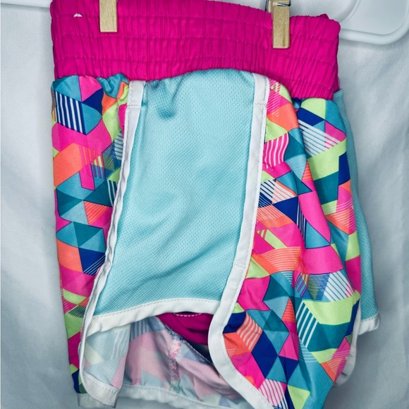 Sketchers Girls Athletic/ Soccer Shorts, Color Pink, Light Blue Size 7, 8 - Picture 2 of 5